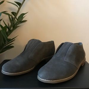 Franco Sarto Pieta Oxford in Grey, size 7M